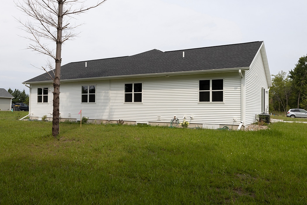 925 Green Pastures Trl in Plover, WI - Building Photo