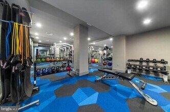 222 W Rittenhouse Square in Philadelphia, PA - Building Photo - Building Photo