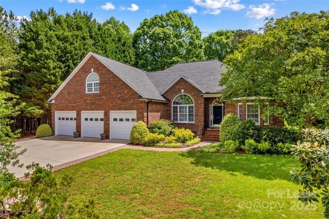 4522 Long Cove Dr in Denver, NC - Building Photo - Building Photo
