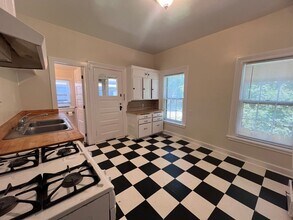 445 Washington St SE in Grand Rapids, MI - Building Photo - Building Photo