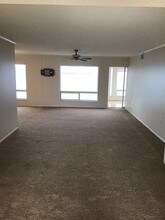 1 Colony Point Dr-Unit -B7 in Punta Gorda, FL - Building Photo - Building Photo