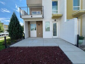 225 Green Leaf Street in Fort Collins, CO - Building Photo - Building Photo