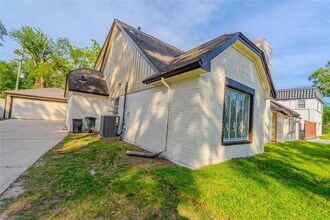 19314 Enchanted Oaks Dr in Spring, TX - Building Photo - Building Photo