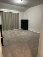 932 Avagail Ave in Springtown, TX - Foto de edificio - Building Photo