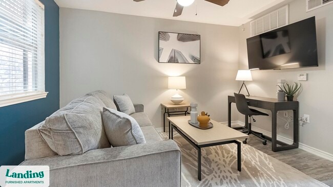 130 Camino De Oro in San Antonio, TX - Building Photo - Building Photo