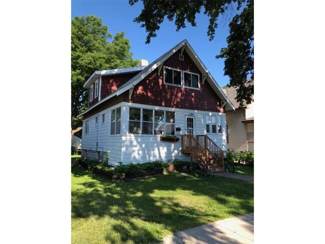 1099 17th Ave SE in Minneapolis, MN - Building Photo - Building Photo
