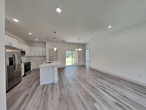 2660 W Gifford Ln in Citrus Springs, FL - Building Photo - Building Photo