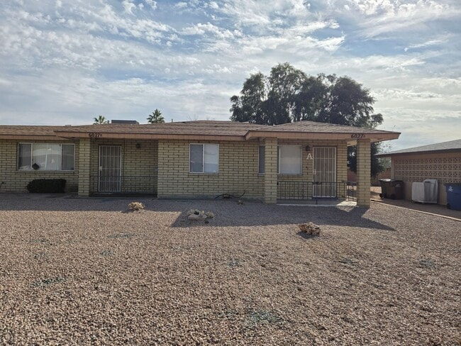 6027 E Covina St in Mesa, AZ - Foto de edificio - Building Photo