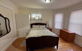 94 Raymond Ave in Somerville, MA - Foto de edificio - Building Photo
