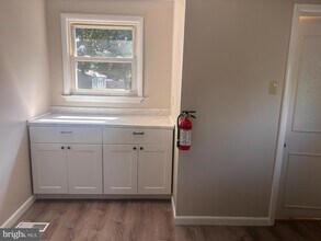 8 Drexel Dr in Pennsville Township, NJ - Building Photo - Building Photo