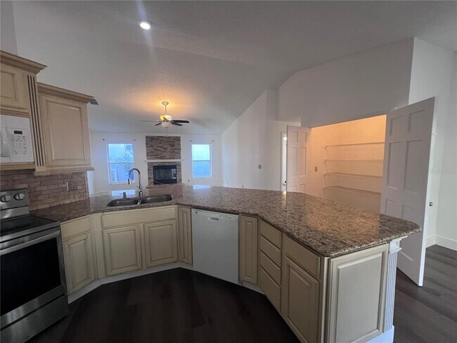 9224 Sunflower Dr in Tampa, FL - Building Photo - Building Photo