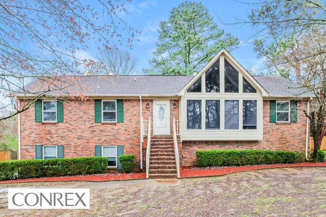 property at 112 Emerald Dr