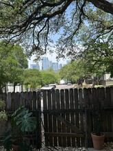 620 S 1st St, Unit 106 in Austin, TX - Building Photo - Building Photo