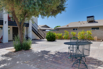 Date Villas Apartments in Mesa, AZ - Foto de edificio - Interior Photo