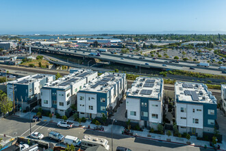 Wattling Lane in Oakland, CA - Building Photo - Building Photo