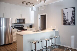 Harbour Landing in Regina, SK - Building Photo