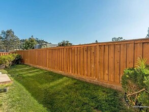 9551 Milden St in La Mesa, CA - Foto de edificio - Building Photo