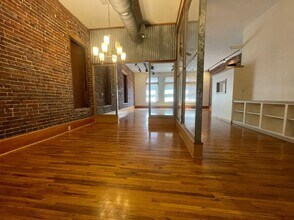 313 Park Central E in Springfield, MO - Building Photo - Building Photo