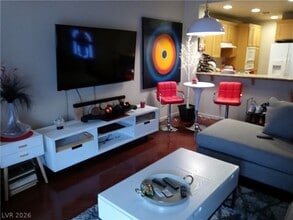 31 E Agate Ave in Las Vegas, NV - Building Photo - Building Photo