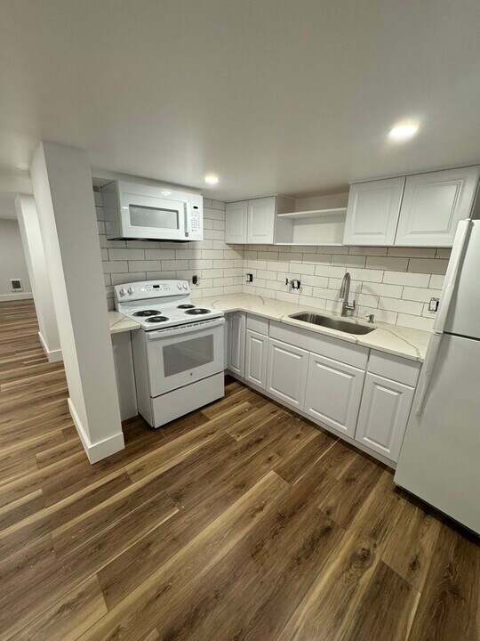 11 Goddard St in Worcester, MA - Building Photo