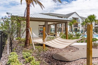 Alexan Grove in Wesley Chapel, FL - Building Photo - Building Photo