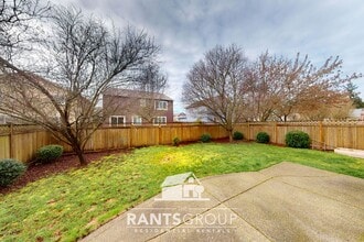 6733 Blade St SE in Lacey, WA - Building Photo - Building Photo