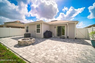 6092 Bucking Bronco Dr in Jacksonville, FL - Building Photo - Building Photo