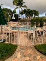 728 NE 13th Ct in Fort Lauderdale, FL - Building Photo