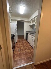 4845 Cedar Springs Rd in Dallas, TX - Foto de edificio - Building Photo