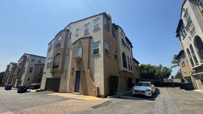 property at 1029 Chandler Dr