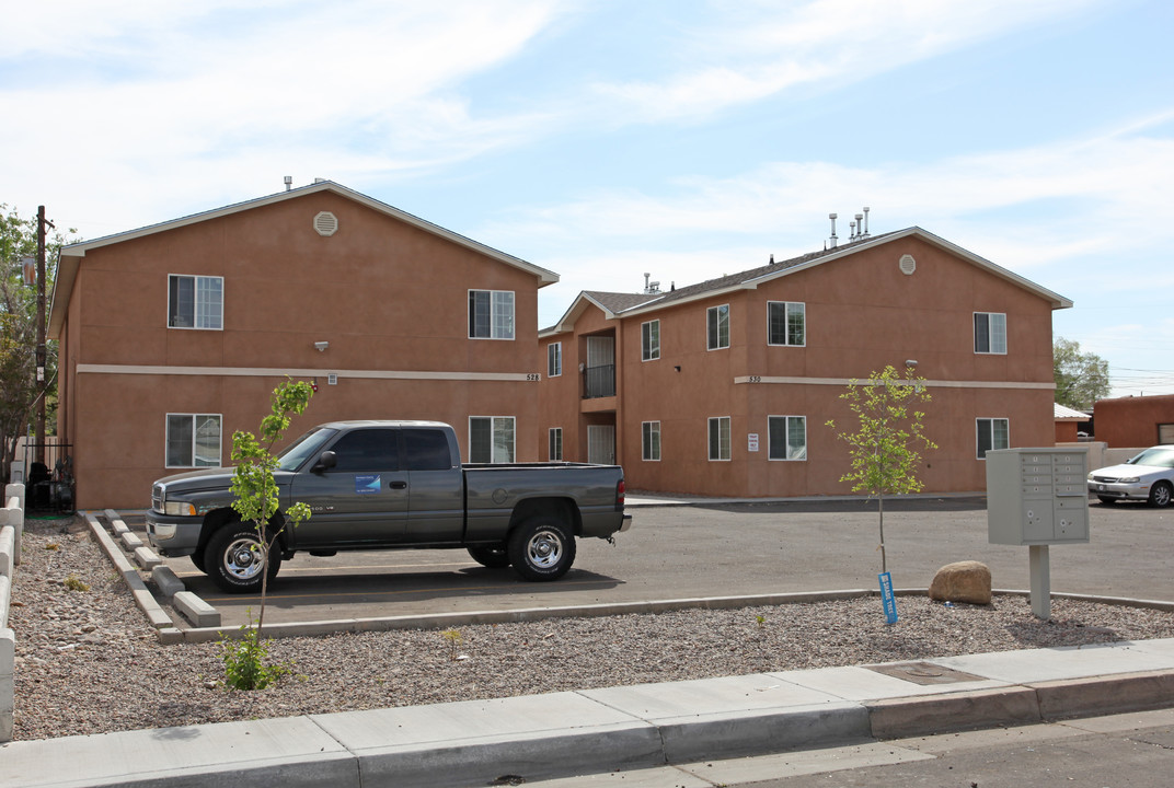 528-530 Alvarado Dr SE in Albuquerque, NM - Foto de edificio