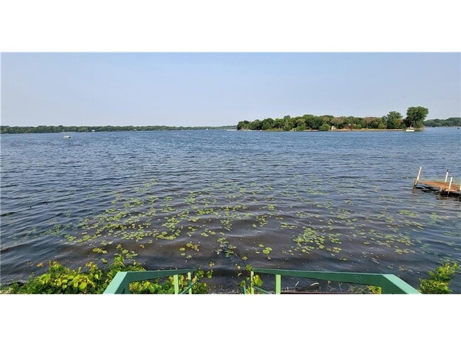 property at 2331 W Medicine Lake Dr