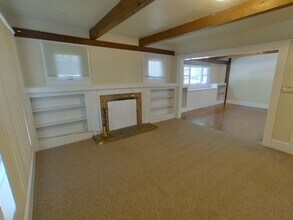 992 E 19th Ave in Eugene, OR - Building Photo - Building Photo