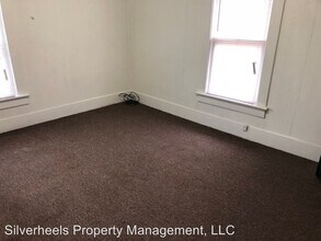 854 Greene St in Marietta, OH - Building Photo - Building Photo