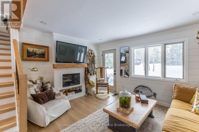 property at 929 Muskoka 3 Rd