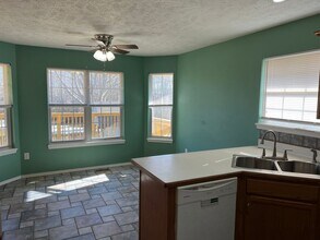 5118 N Graybrooke Dr in Ozark, MO - Building Photo - Building Photo