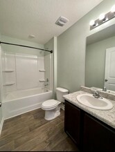 910 Merganser Way in Crestview, FL - Building Photo - Building Photo