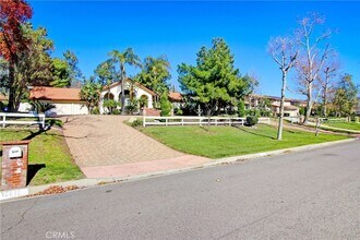 10818 Hillside Rd in Rancho Cucamonga, CA - Building Photo - Building Photo