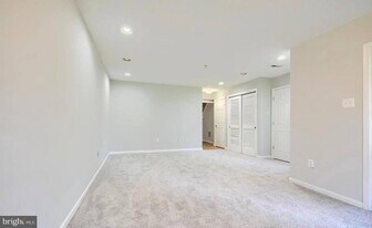 9863 Decatur Rd in Middle River, MD - Building Photo