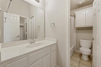 11800 Pondview Ln in Frisco, TX - Building Photo - Building Photo