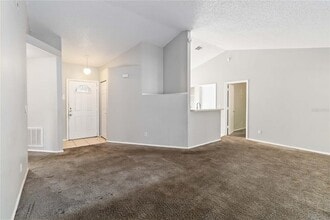 218 Cranbrook Dr in Kissimmee, FL - Building Photo - Building Photo