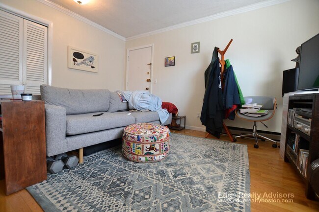 property at 152 Kelton St
