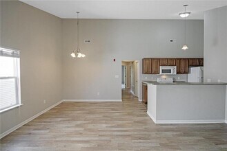 50 Stonewall Creek Ct in Dardenne Prairie, MO - Foto de edificio - Building Photo