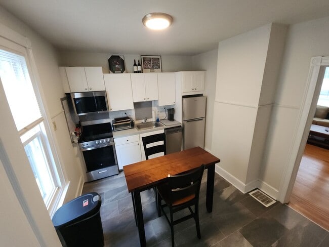 115 W 11th Ave in Conshohocken, PA - Building Photo - Building Photo