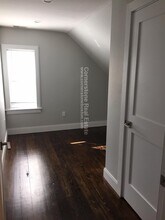 19 Dorset St, Unit 3 in Boston, MA - Foto de edificio - Building Photo