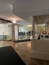 4301 Massachusetts Ave NW, Unit 1002 in Washington, DC - Foto de edificio - Building Photo