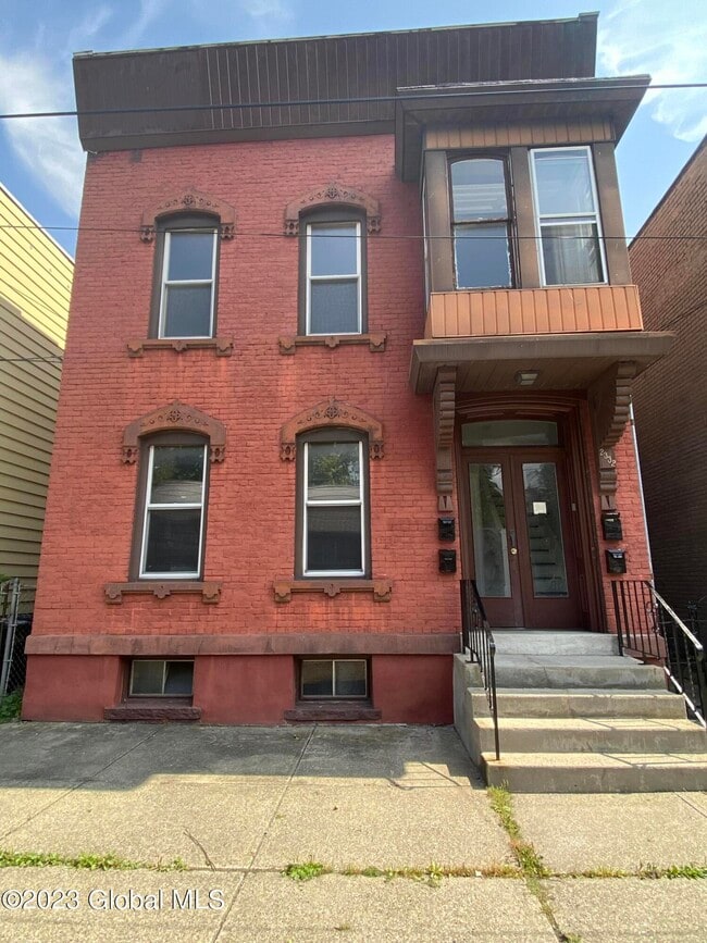 property at 2332 Broadway