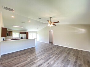 338 Larch Rd in Ocala, FL - Building Photo - Building Photo