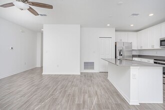 1106 Pacific Dunes Ct in Daytona Beach, FL - Building Photo - Building Photo