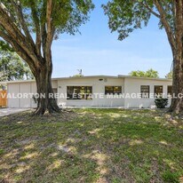 1202 Princeton Rd in Cocoa, FL - Building Photo